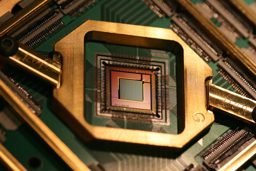 quantum computing, chip, D-Wave