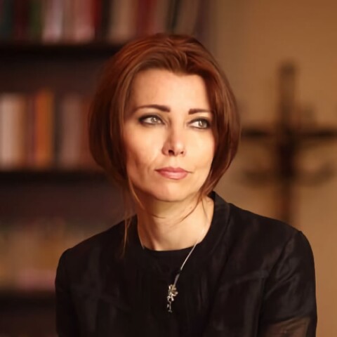 Elif Safak