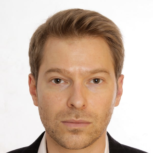Portrait image of Fortune magazine writer Christiaan Hetzner