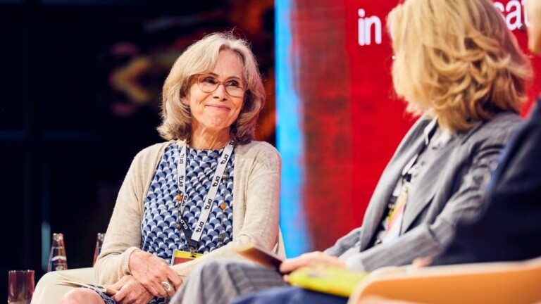 Jane Lawton (Earth Species Project) speaks with Maria Furtwängler (MaLisa Foundation) at the DLD Nature conference in Munich.