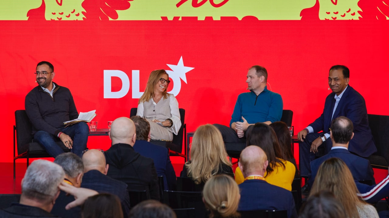 Left to right: Azeem Azhar( Exponential View) speaks with fusion energy experts Vera Pinto Pereira (EDP Group), Bob Mumgaard (Commonwealth Fusion Systems) and Vijay Vaitheeswaran, (The Economist) at the DLD Munich Conference 2025