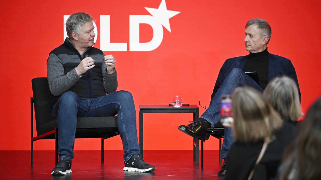 Video preview: Matthew Prince (Cloudflare) and Jochen Wegner (ZEIT Online) on stage at the DLD Munich Conference 2025, with audience visible in the foreground.