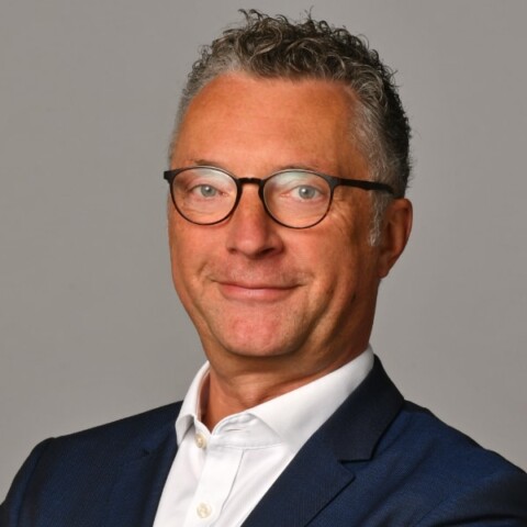 Studio portrait of Hans-Peter Hermann, Vice President Hotel Asset Management, MHP Hotel AG