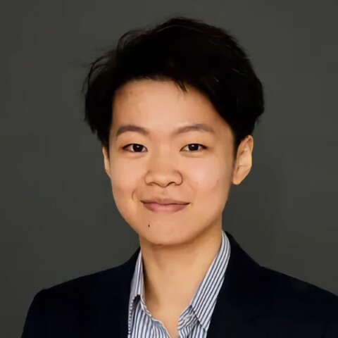 Studio portrait of Wen-Yu Weng, Ellen MacArthur Foundation.