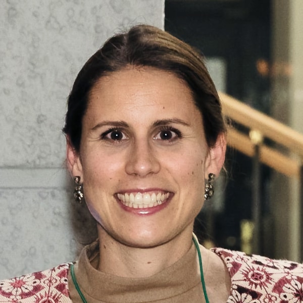 Selfie-style portrait of Inga vom Holtz, UnternehmerTUM