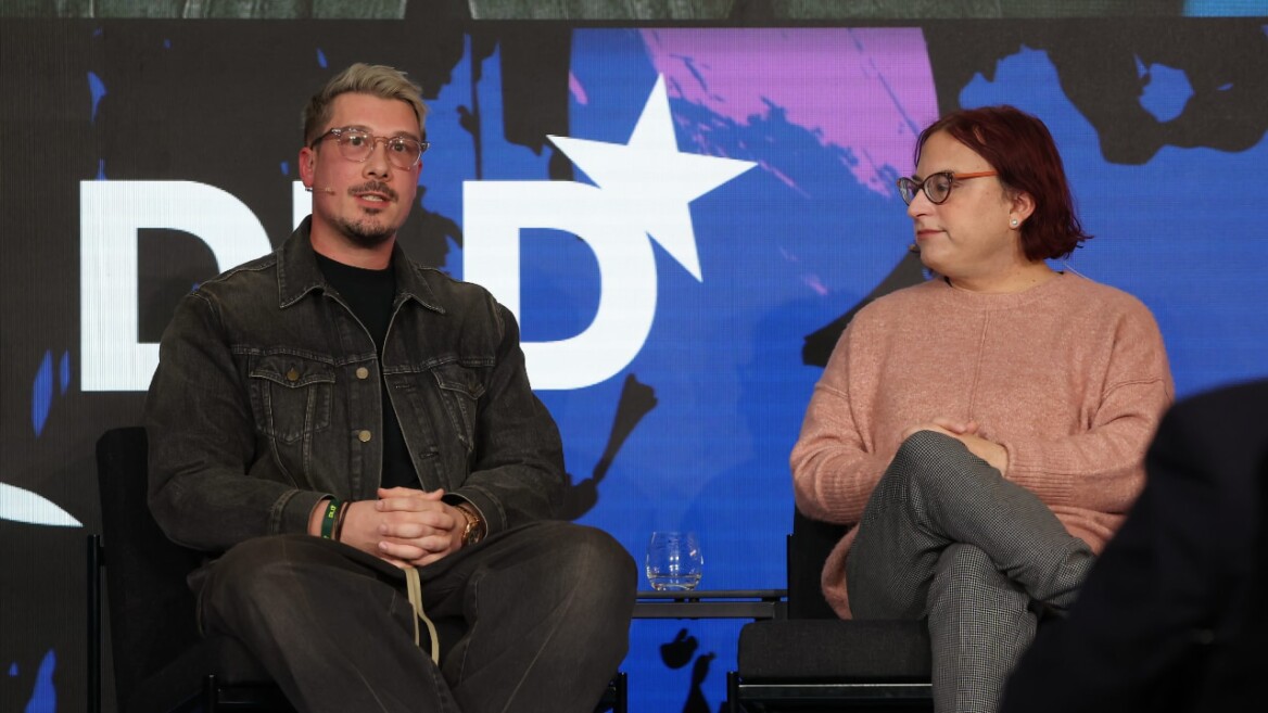 Moritz Baier-Lentz (Lightspeed Ventures) and Ina Fried (Axios) on stage at the DLD Munich 2026 conference. Credit: Karl-Josef Hildenbrand / picture alliance for DLD / Hubert Burda Media