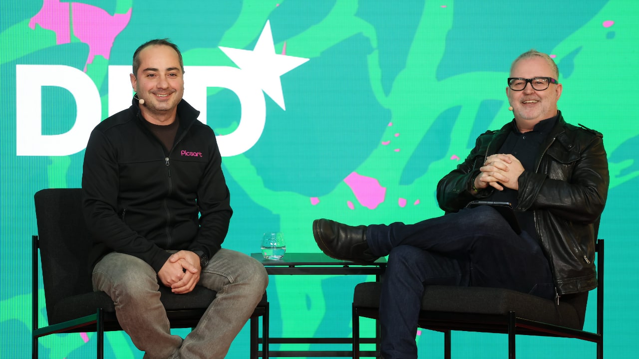 Mikayel Vardanyan (Picsart) and Mike Butcher (Pathfounders) on stage at the DLD Munich Conference 2026. Credit: Karl-Josef Hildenbrand / picture alliance for DLD / Hubert Burda Media