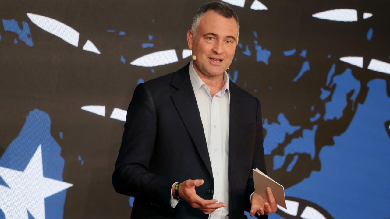 Ben Goldsmith (Nattergal) speaking at the DLD Munich Conference 2026. Photo: Karl-Josef Hildenbrand / picture alliance for DLD / Hubert Burda Media