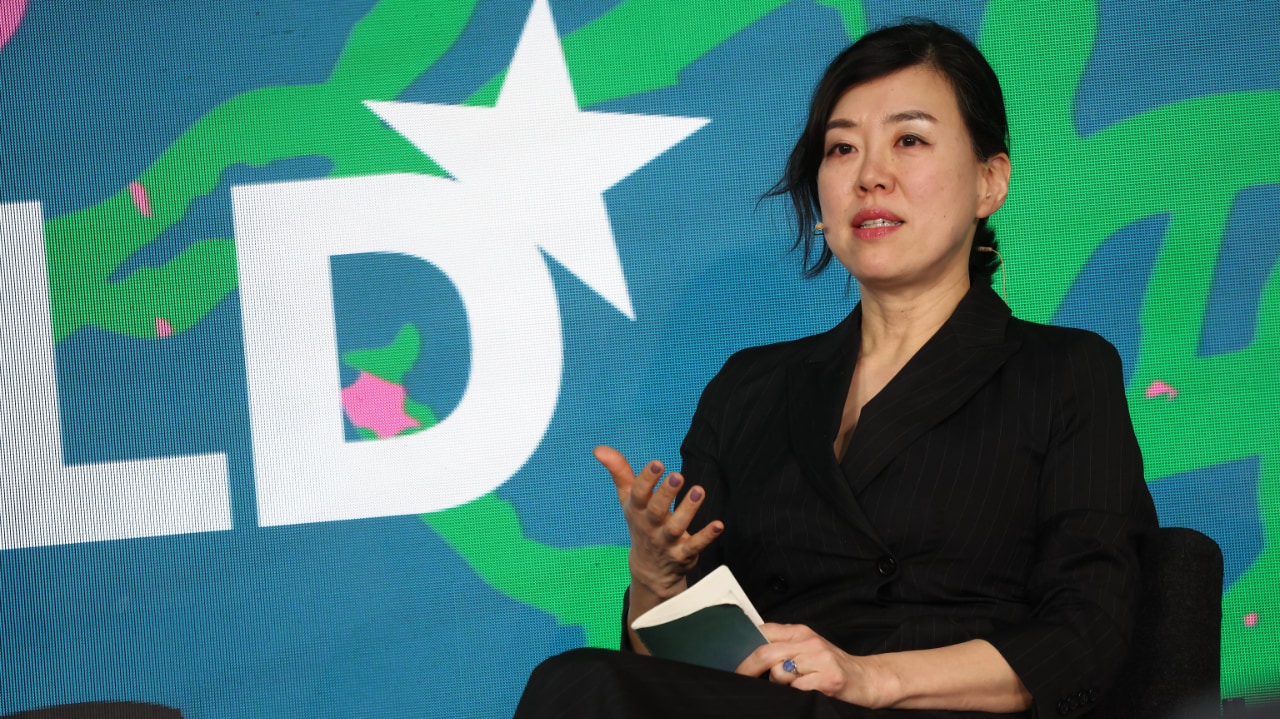 Author Fiona Bae speaking at the DLD Munich Conference 2026. Photo: Karl-Josef Hildenbrand / picture alliance for DLD / Hubert Burda Media