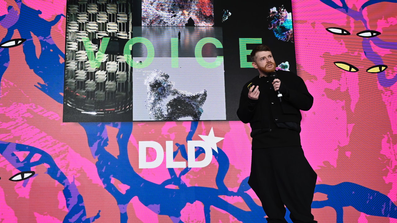 Video preview of Harry Yeff (Reeps100) speaking at the DLD Munich Conference 2026. Photo: Sebastian Gabriel / picture alliance for DLD / Hubert Burda Media