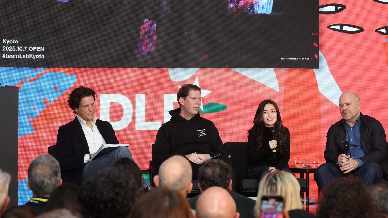 Video preview of Florian Haller (Serviceplan Group), Lars Hinrichs (UBS Digital Art Museum), Sakurako Naka (teamLab) and Marc Spiegler (Cultural Strategist) speaking at the DLD Munich Conference 2026. Photo: Karl-Josef Hildenbrand / picture alliance for DLD / Hubert Burda Media