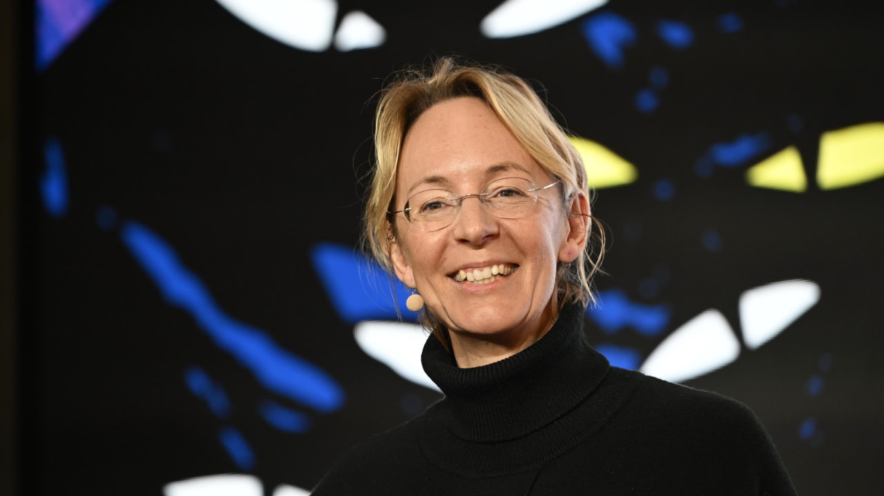Video preview of Sarah Spiekermann (Vienna University of Economics) speaking at the DLD Munich 2026 conference. Photo: Sebastian Gabriel / picture alliance for DLD / Hubert Burda Media