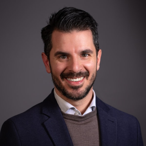 Studio portrait of LOBECO founder and digital marketing expert Lorenz Beringer