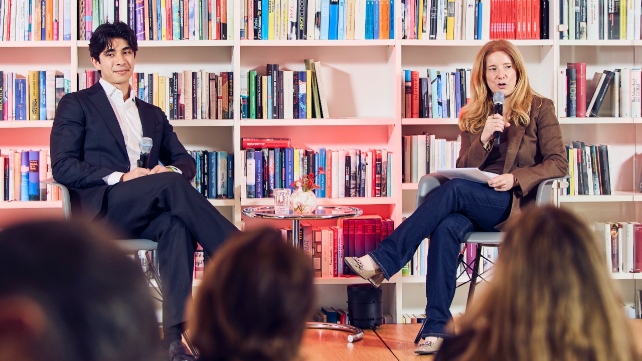 Nikita Tsimmer (Fountain Health) in conversation with Anne Philippi (The New Health Club) at the DLD Health x BAIOSPHERE conference in Munich. Photo: Dominik Gigler for DLD / Hubert Burda Media